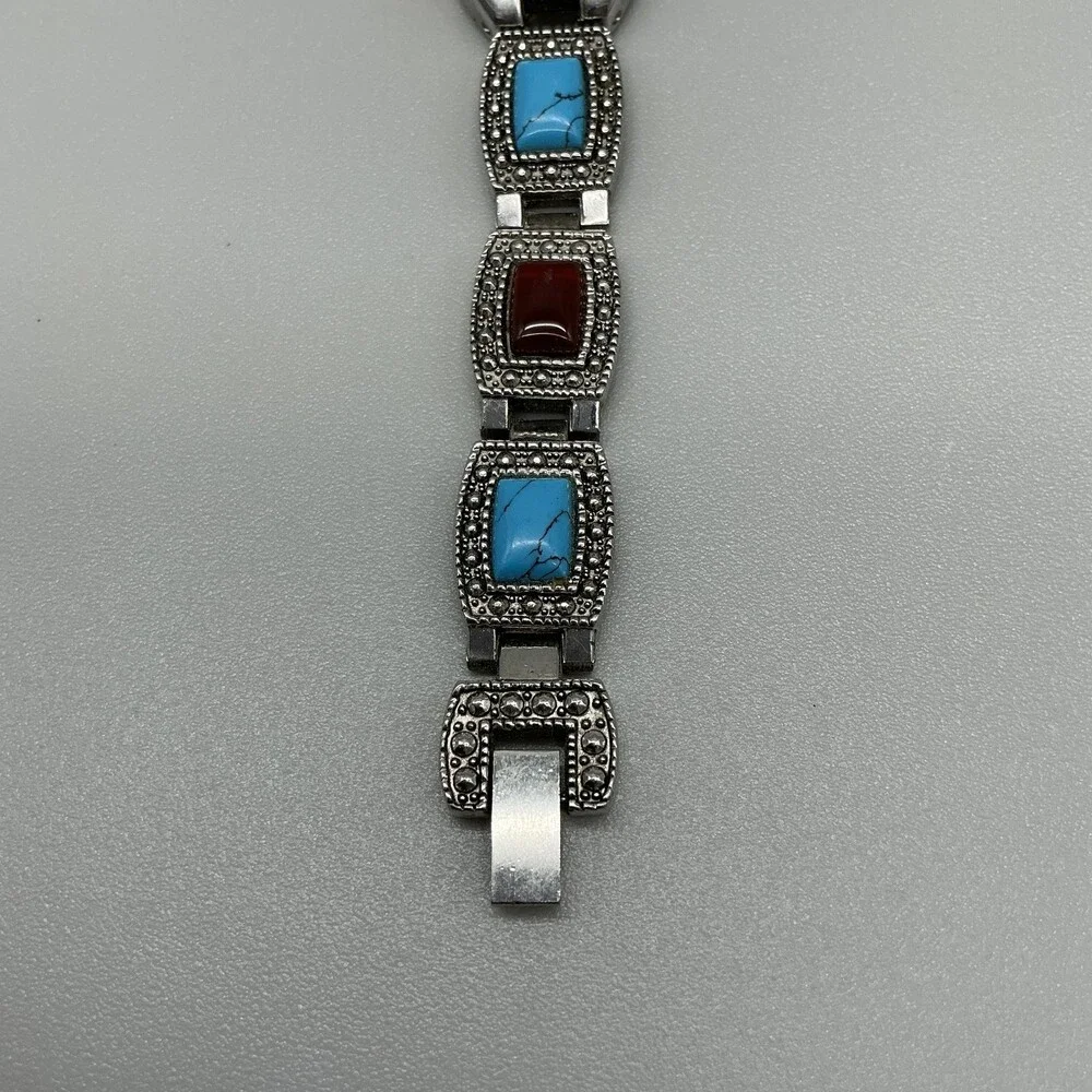 Geneva Southwest Womens Watch 19mm Marcasite Faux Stone New Battery 6.25